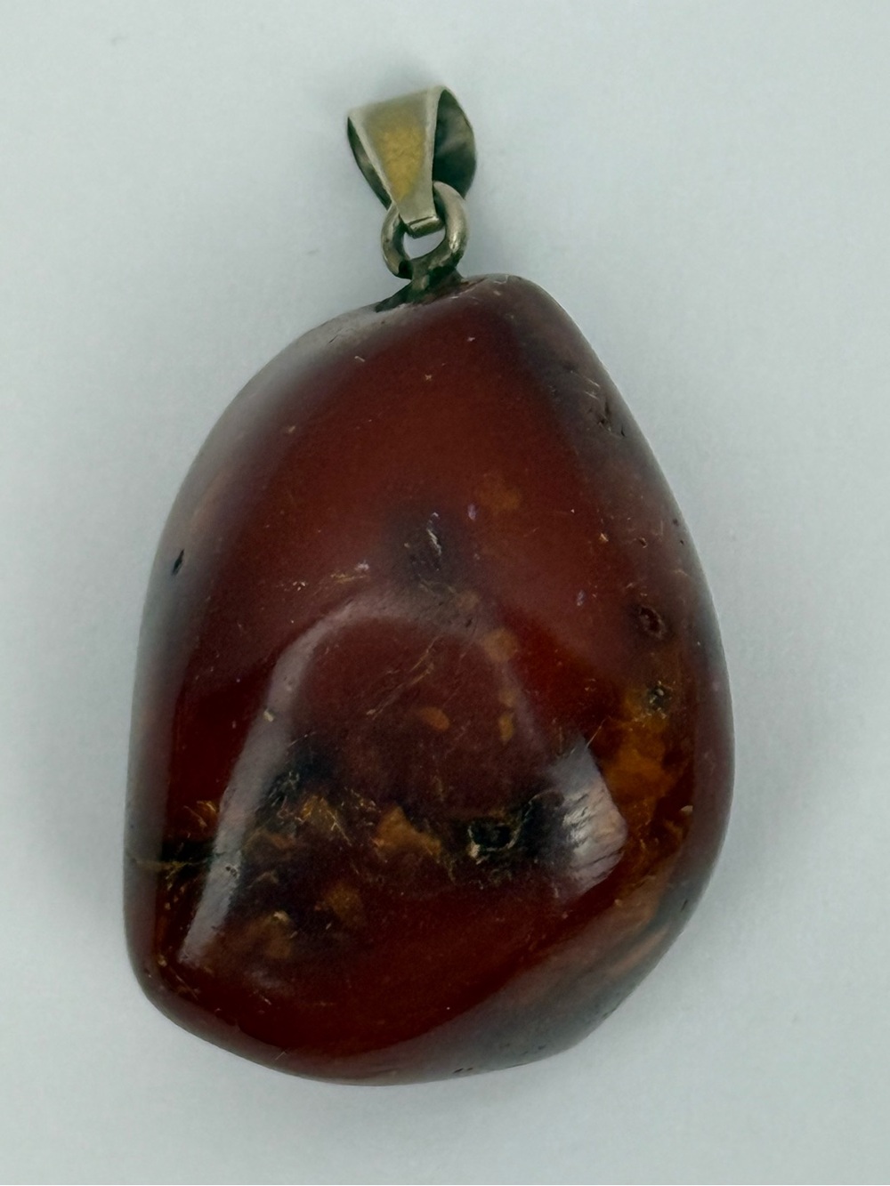 Polished Brown Amber Pendant Necklace - Classic Drop